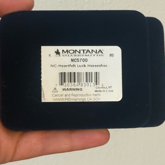 NWT Montana Silversmith Heartfelt Horseshoe Necklace - Picture 3 of 4